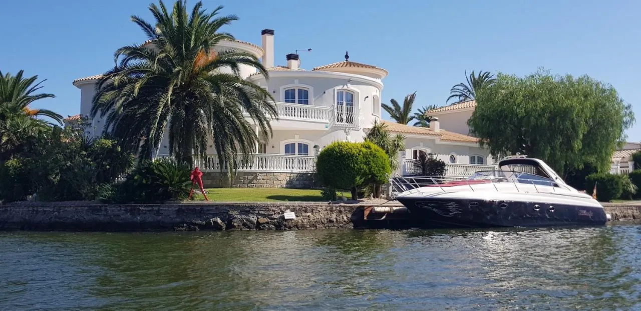 Apartment Appartement Sur Empuriabrava A 100 M De La Mer Spanien